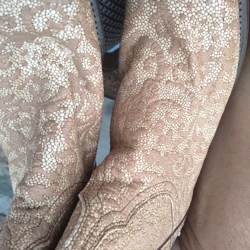 Lucchese Leather Textured Tan Heeled Boots Size 5 1/2 - Picture 15 of 16